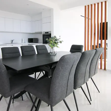 Phaedrus Living Luxury Seaview Coral Bay *