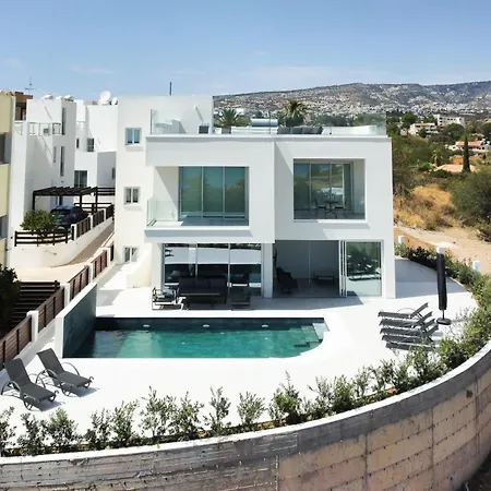 Phaedrus Living Luxury Seaview Coral Bay Villa