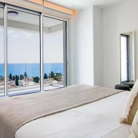 Phaedrus Living Luxury Seaview Coral Bay *