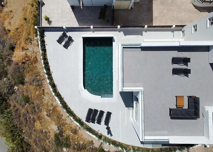 Phaedrus Living Luxury Seaview Coral Bay Peyia