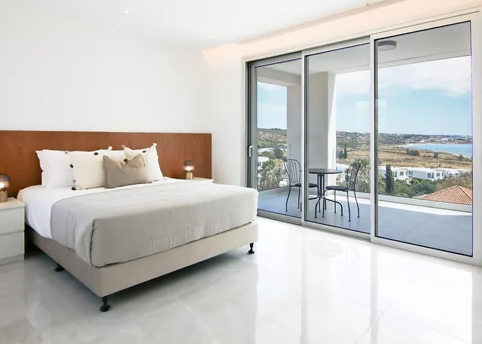 Phaedrus Living Luxury Seaview Coral Bay Villa